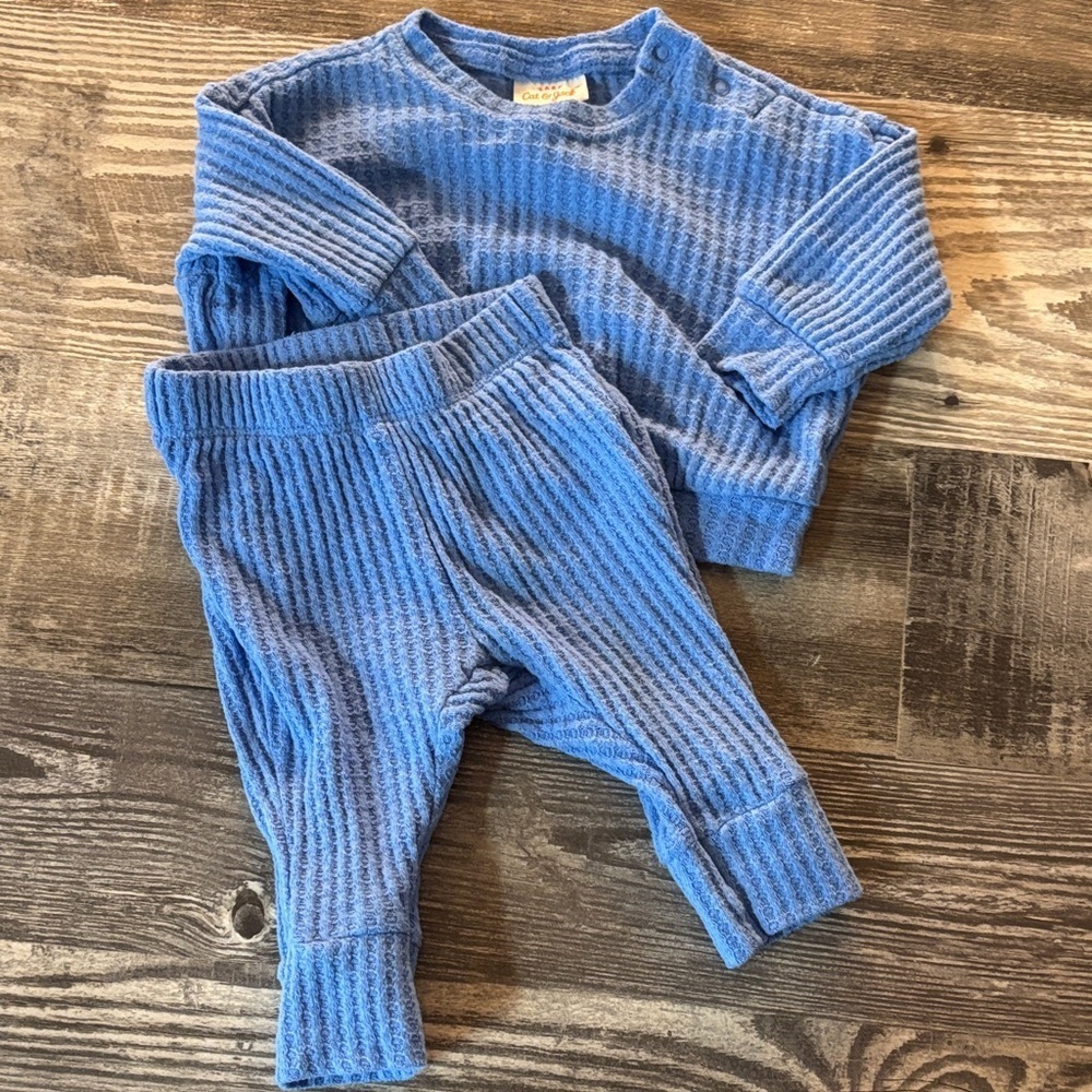 Cat & Jack Blue Waffle Knit Baby Outfit - Picture 1 of 3